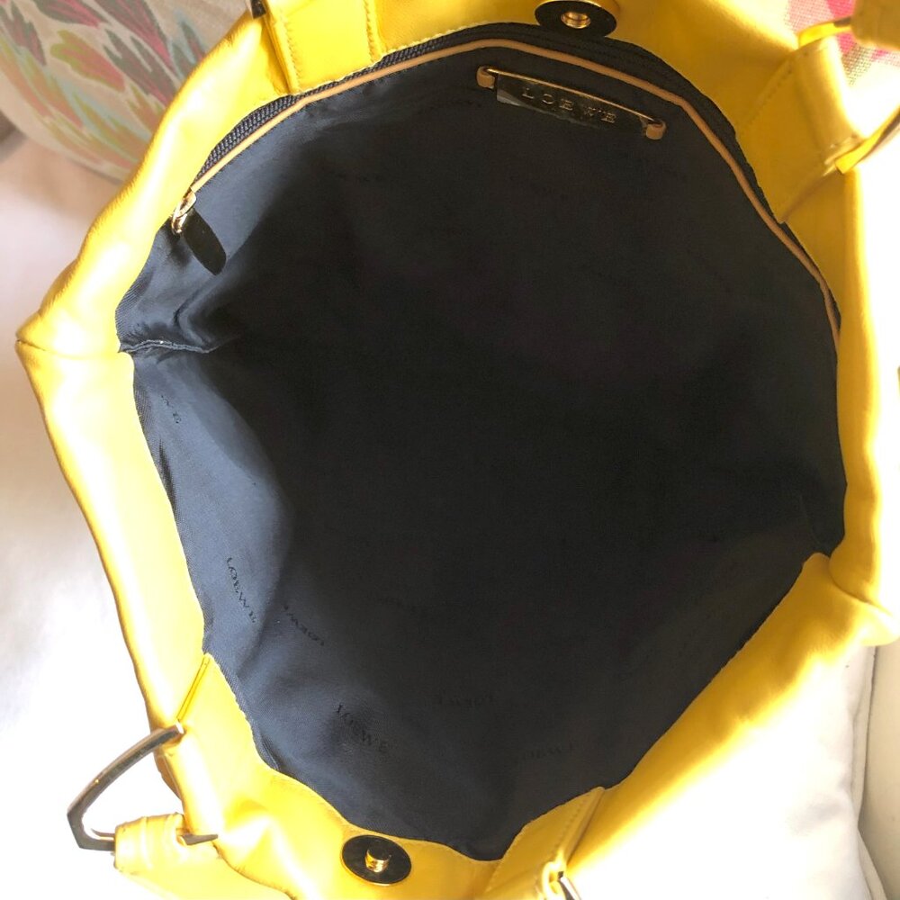 💛 LOEWE Anagram Yellow Leather Shopper Tote Bag - Picture 6 of 12